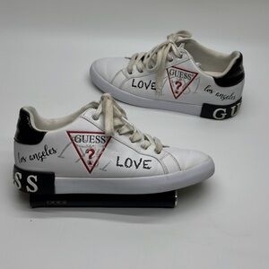 Guess White‎ Sneakers with Black Accents women’s size 8M (S76)